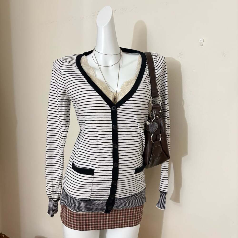 Forever 21 Vintage Y2K Black White Striped V Neck Cardigan Sweater Womens Medium